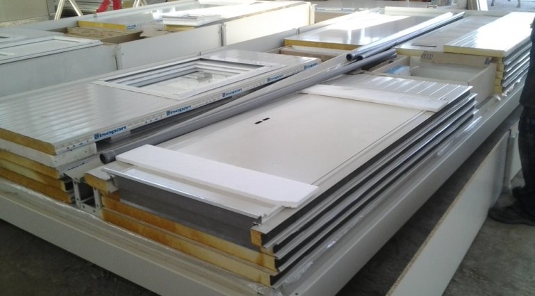 Containere Flatpack